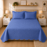 Kit Colcha Piquet Azul Índigo Tognato Capela sobre a cama