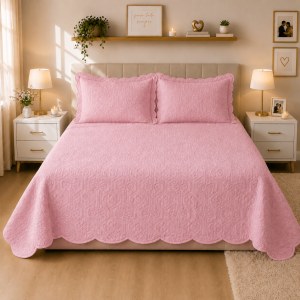 Kit Colcha Piquet Rosa Bambina Tognato Capela sobre a cama